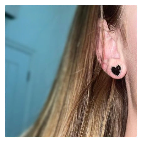 Melody Black Heart Earrings